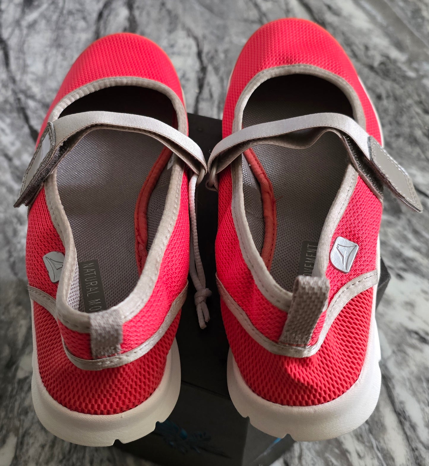 Clarks "Natural Movement" Ladies Shoes