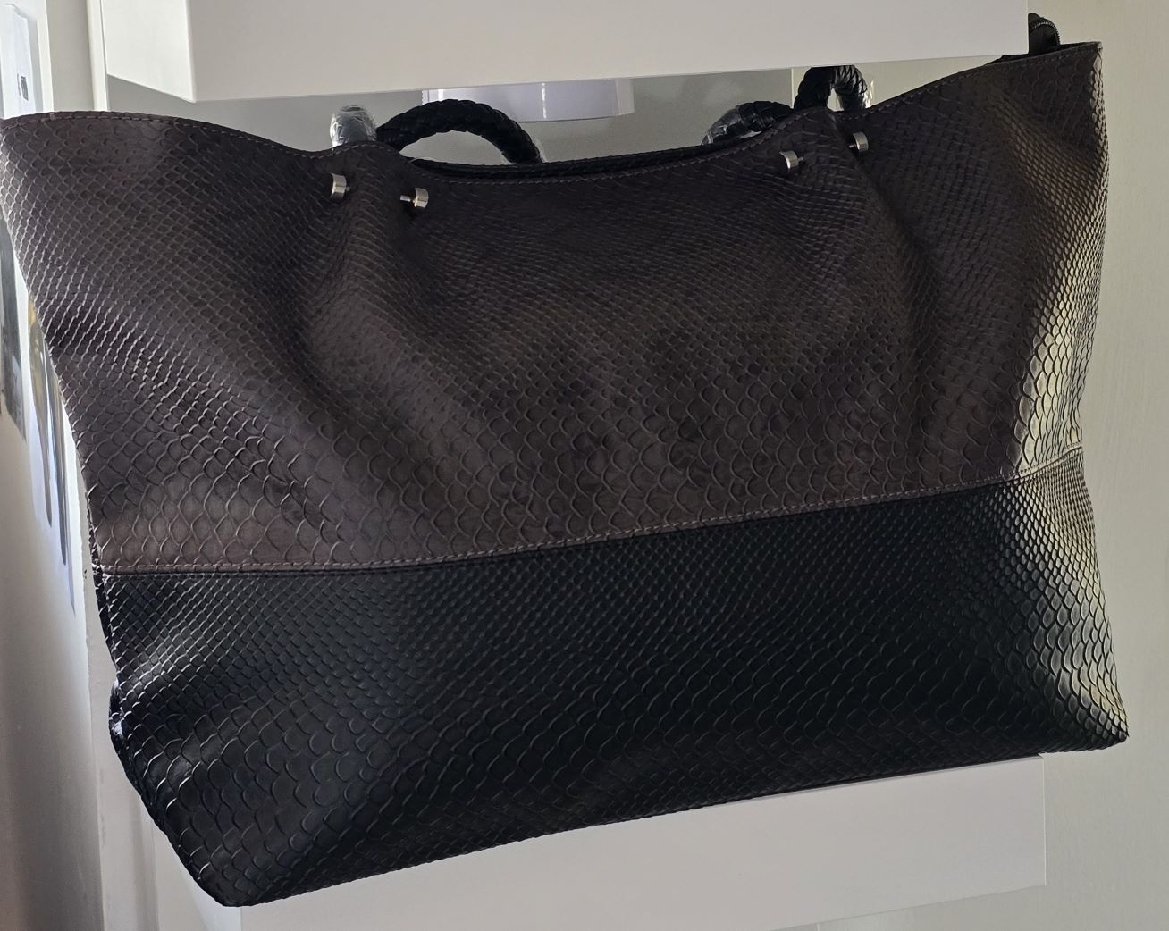 Clarks Women Handbag with Snake Skin Effect